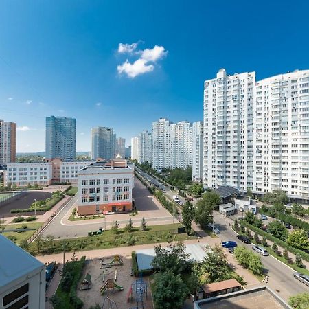 Большая 3 Комнатная На Осокорках Гмирі 2 Київ Екстер'єр фото